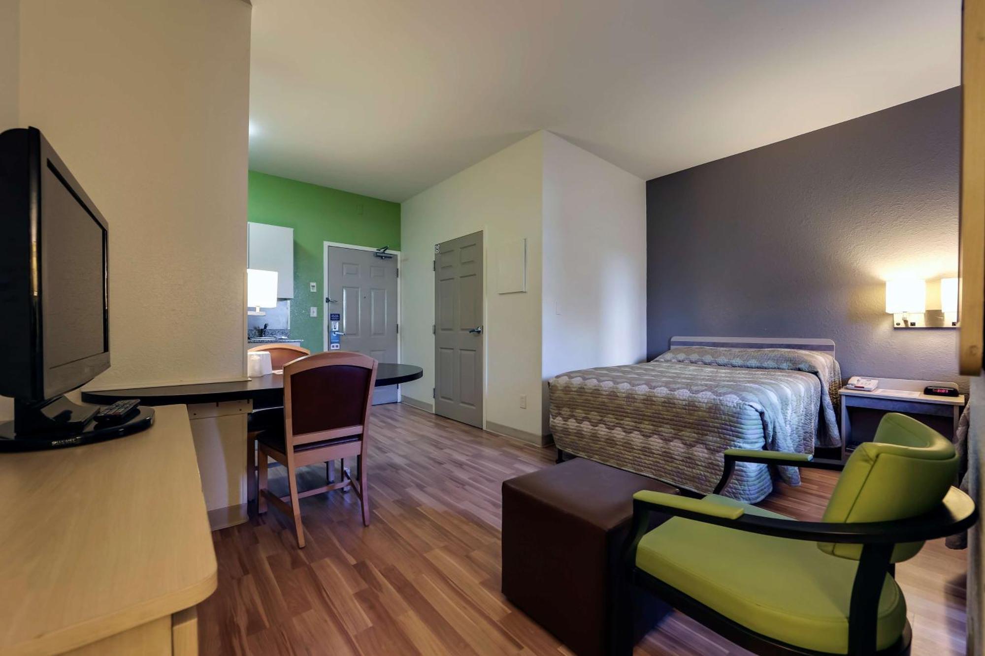 Studio 6 Toronto - Mississauga With Kitchenettes Экстерьер фото